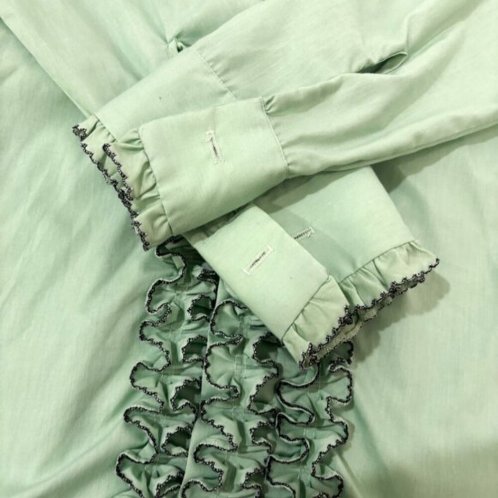 Green Ruffled Men's Shirt - Picture 4 of 8
